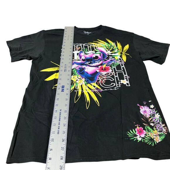 Lilo And Stitch T-Shirt Mens M Black Hawaiian Colorful Short Sleeve Floral - Picture 4 of 8